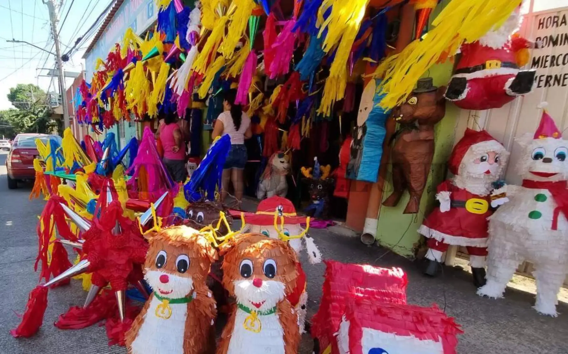 Piñatas en venta